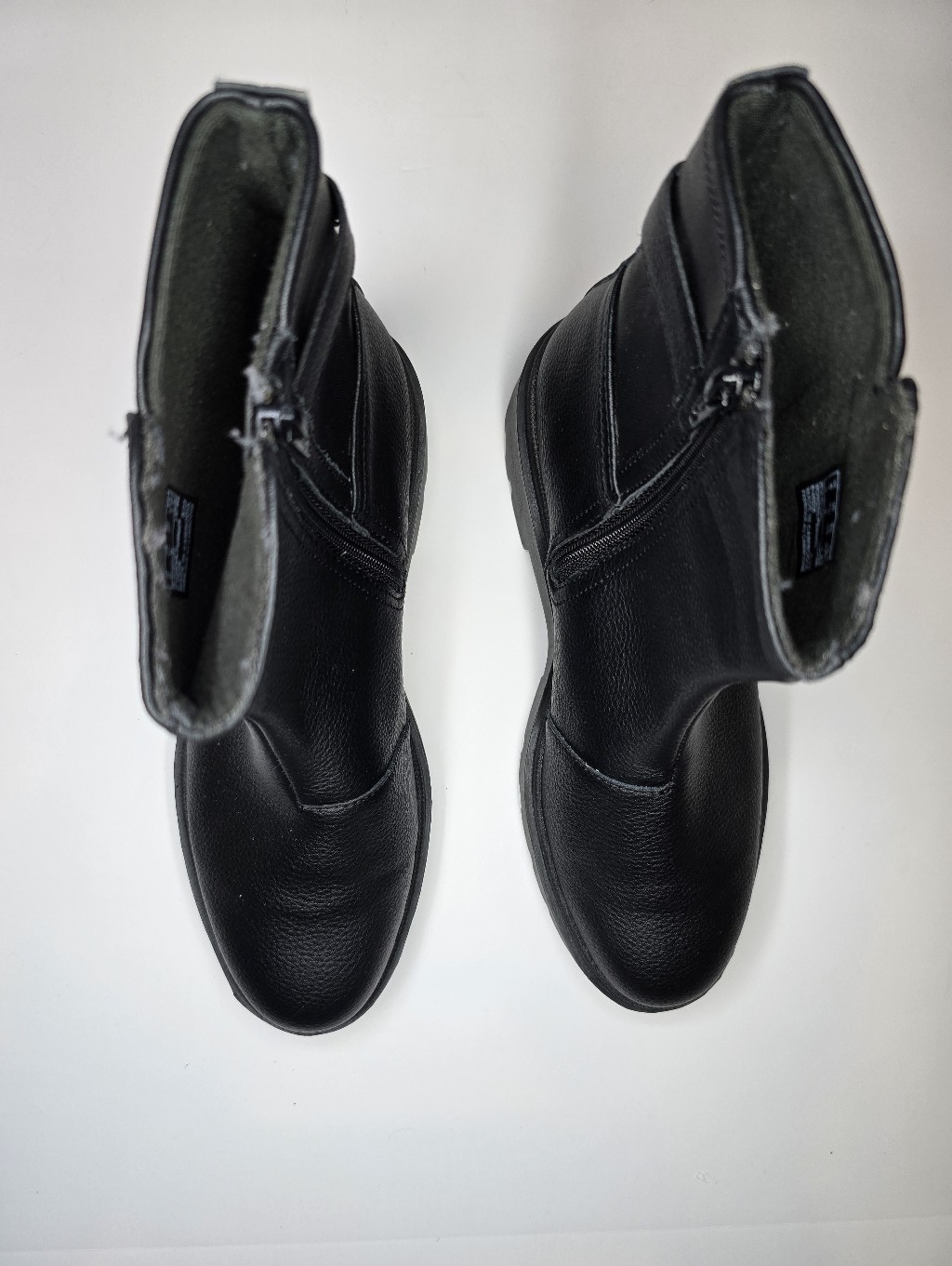 Clarks Collection Ultimate Comfort Black Ankle Boots Womens 7.5 — image 4 of 8